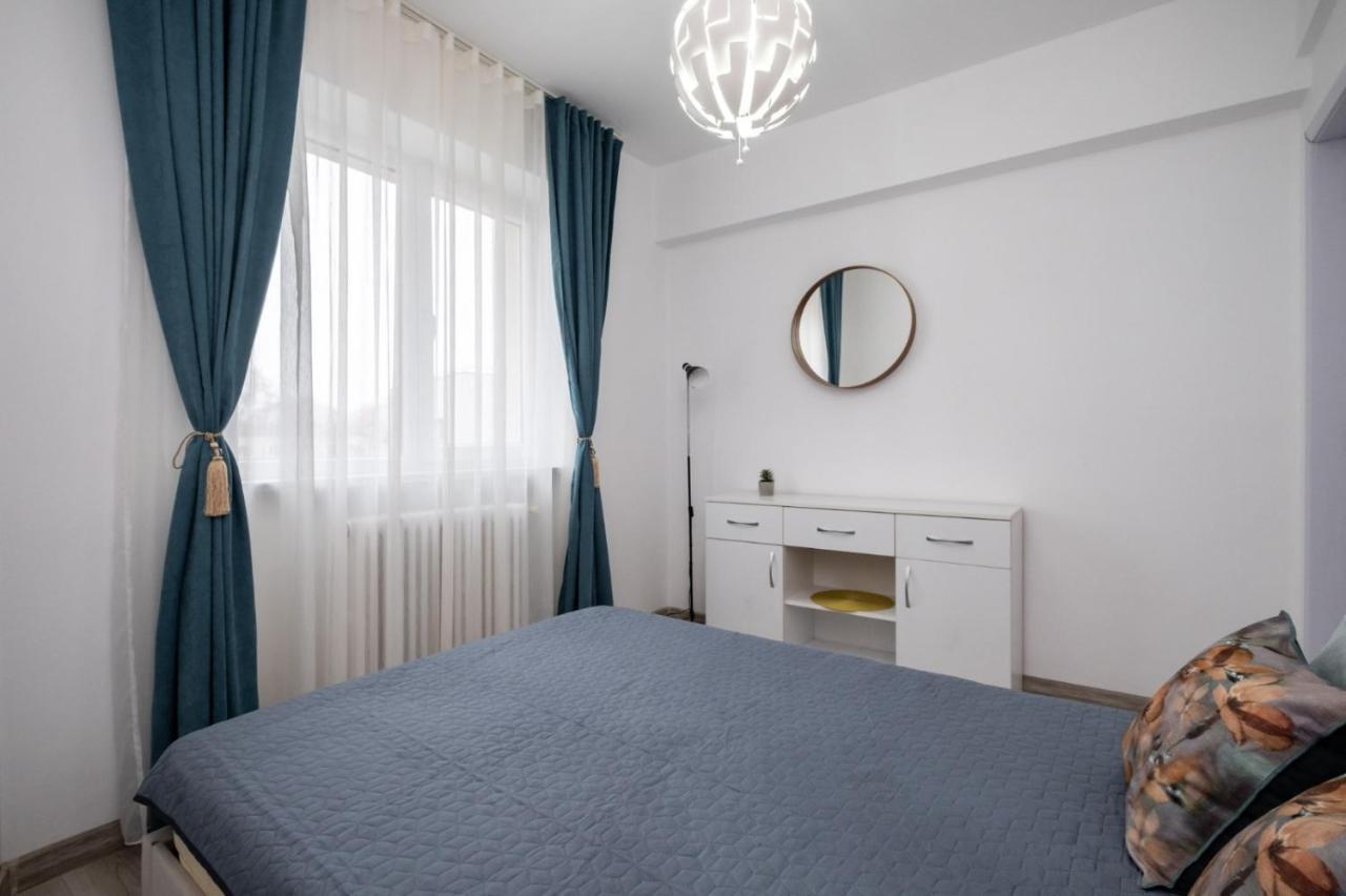 Laroka House Cosy And Modern Apartment Universitate-City Centre 布加勒斯特 外观 照片